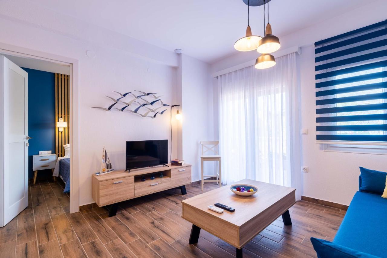 Elvis Nest Apartment Nea Moudania Ngoại thất bức ảnh